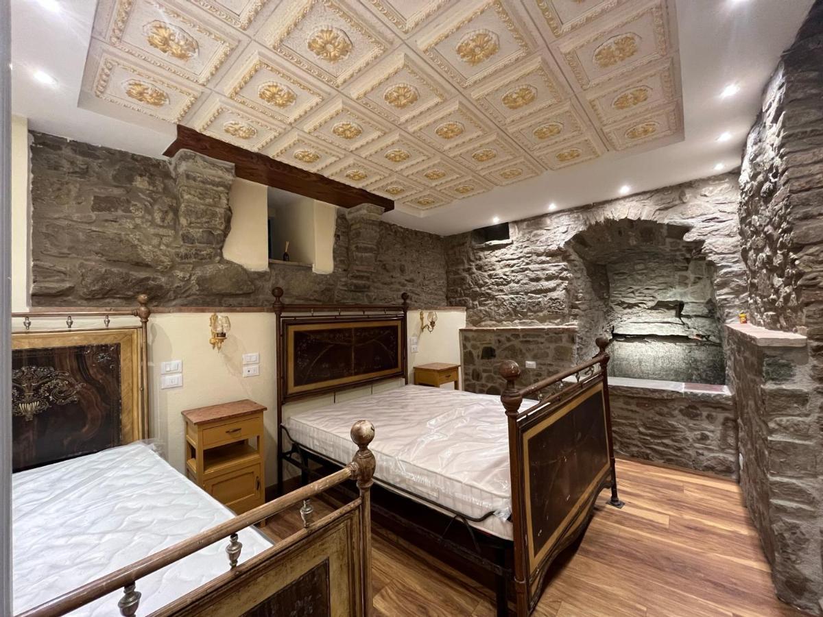 Cortona Suite - The House With Well And The Frescos Palace Buitenkant foto