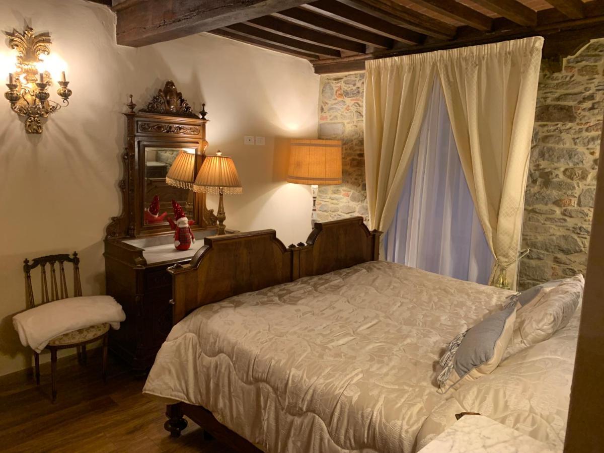 Cortona Suite - The House With Well And The Frescos Palace Buitenkant foto