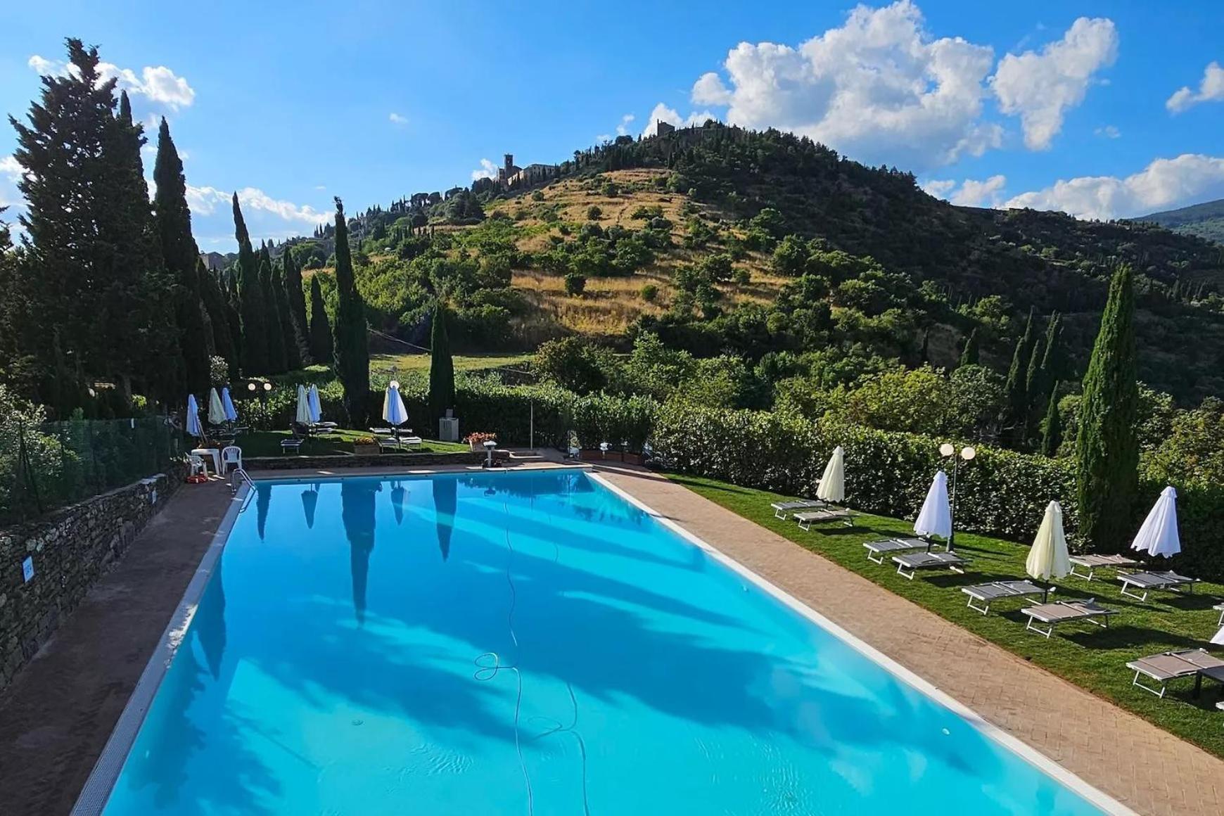 Cortona Suite - The House With Well And The Frescos Palace Buitenkant foto